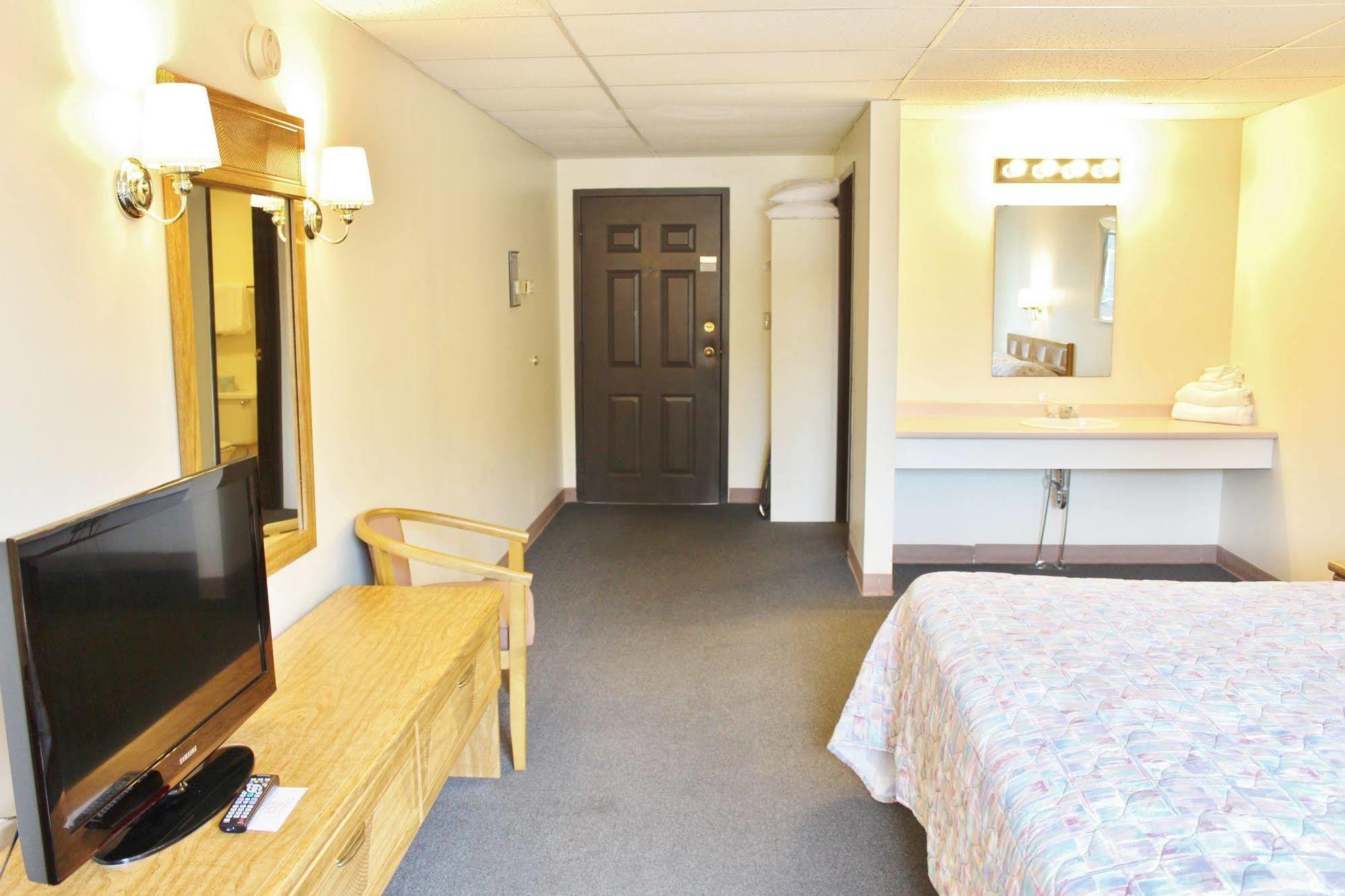Otter Creek Inn 亚历山德里亚贝 外观 照片