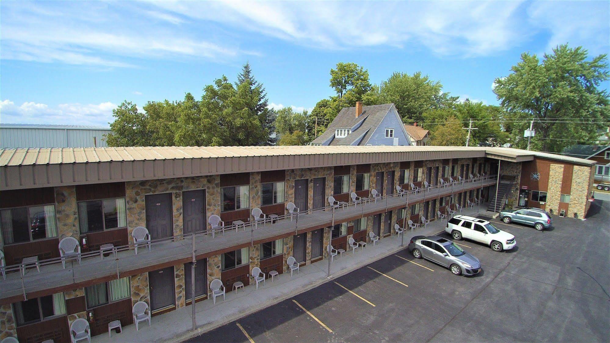 Otter Creek Inn 亚历山德里亚贝 外观 照片