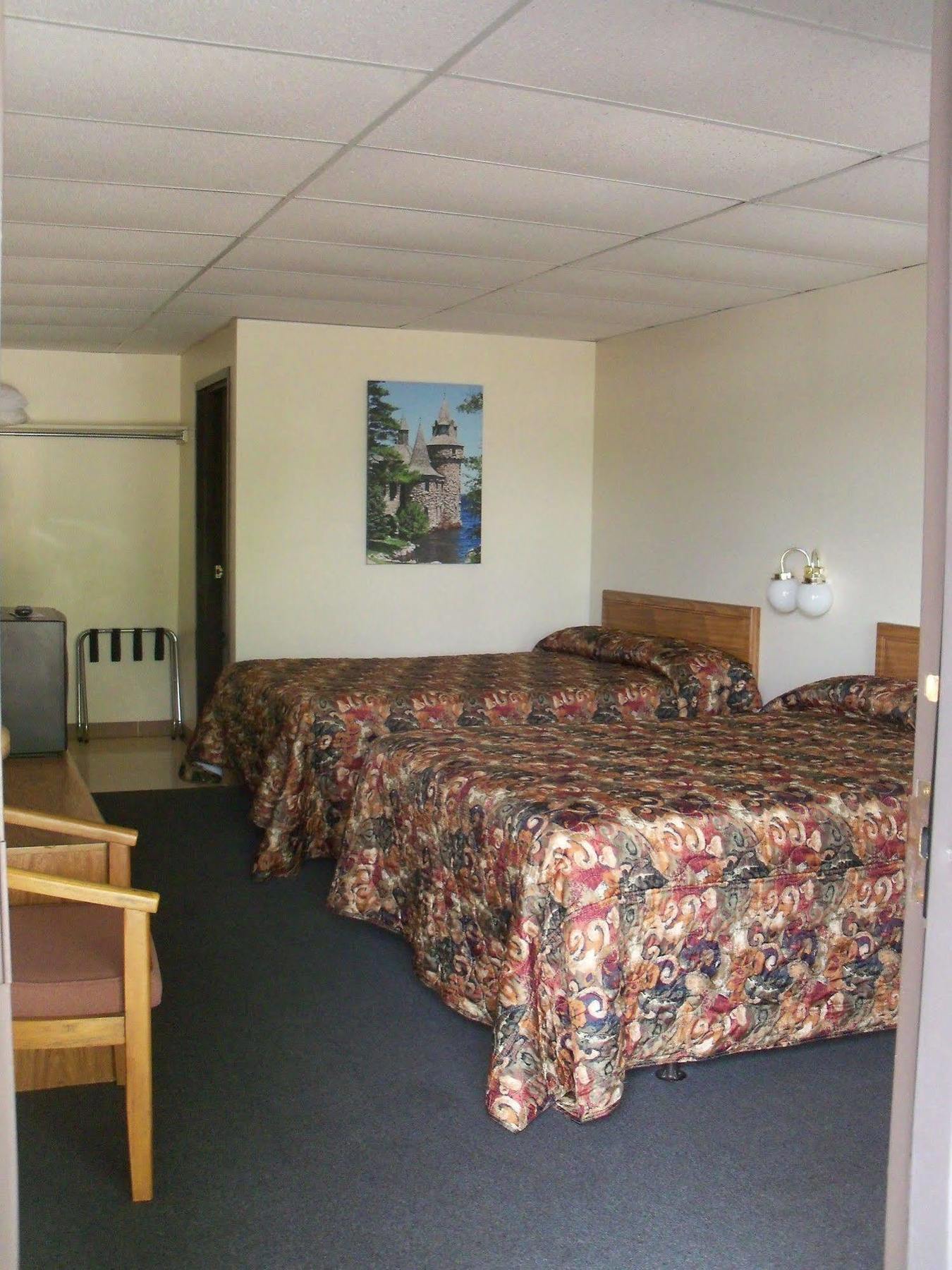 Otter Creek Inn 亚历山德里亚贝 外观 照片